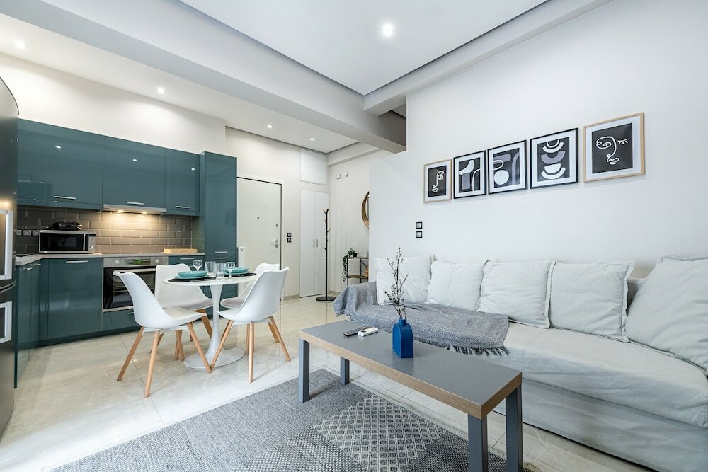 Фото Phaedrus Living: City Center Luxury Flat Iofontos