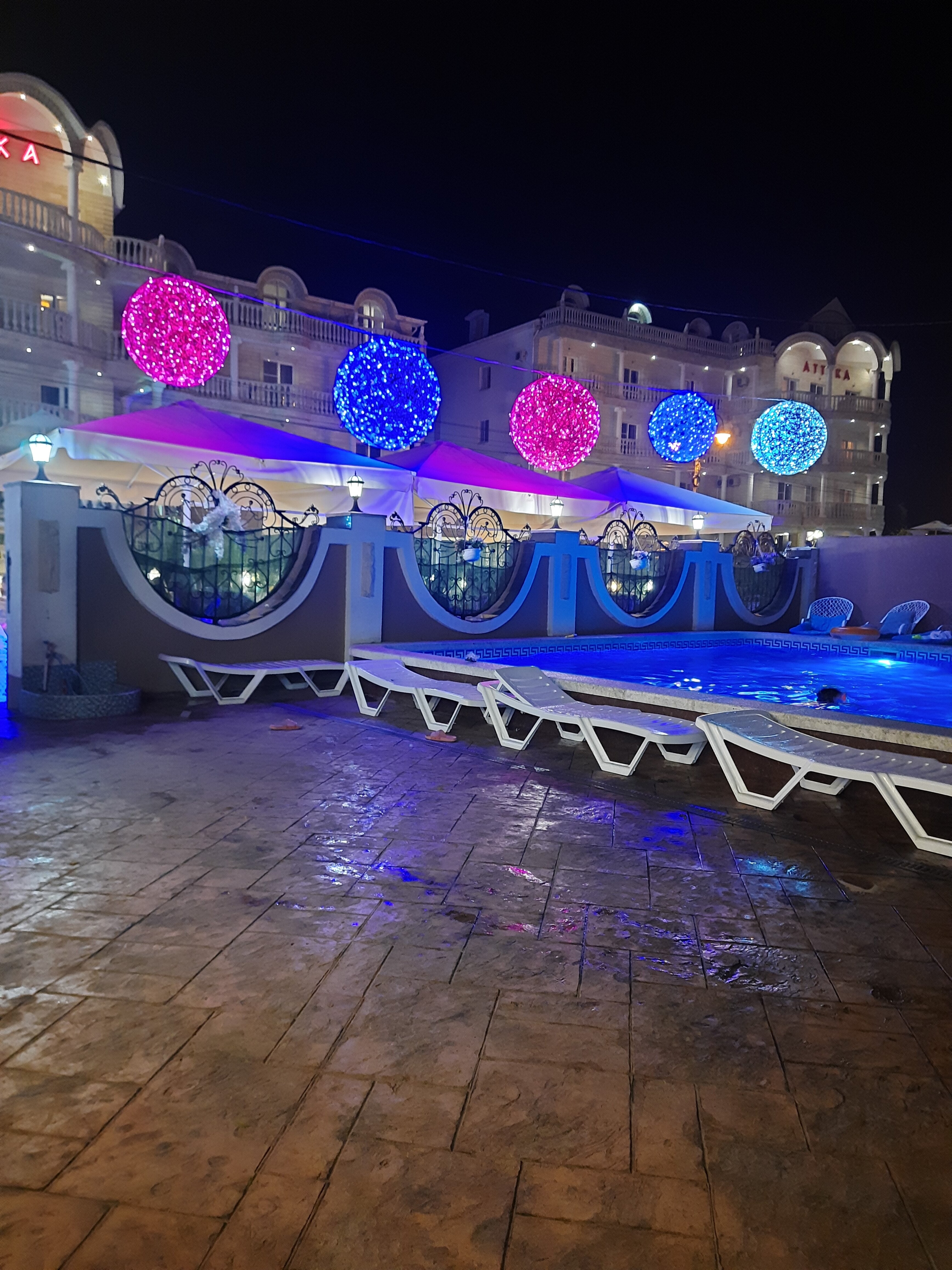 Фото МегаЛюкс