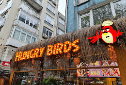 Hungry Birds (İstanbul, Beşiktaş, Barbaros Blv., 14/C), fast food  Beşiktaş'tan