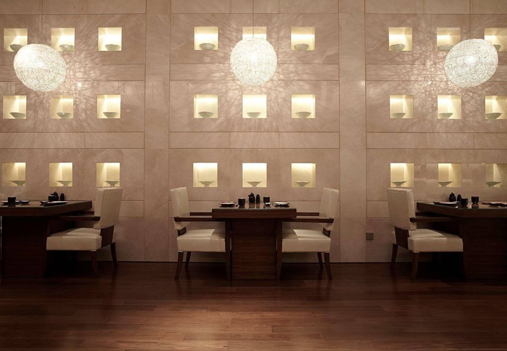 Фото Renaissance Shanghai Putuo Hotel