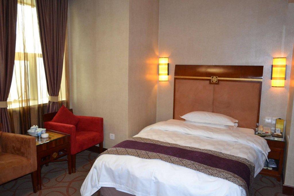 Фото Beijing Guangxi Hotel