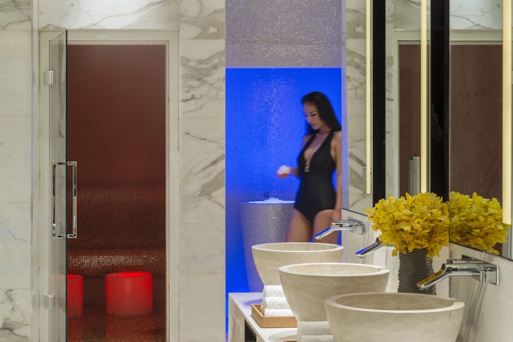 Фото Four Seasons Hotel Guangzhou