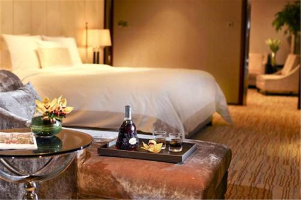 Фото Royal International Hotel Shanghai