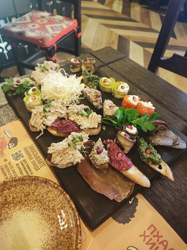 Restaurante PhaliHinkali, , foto