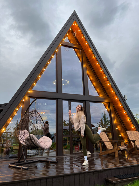 Фото Шалаш у озера