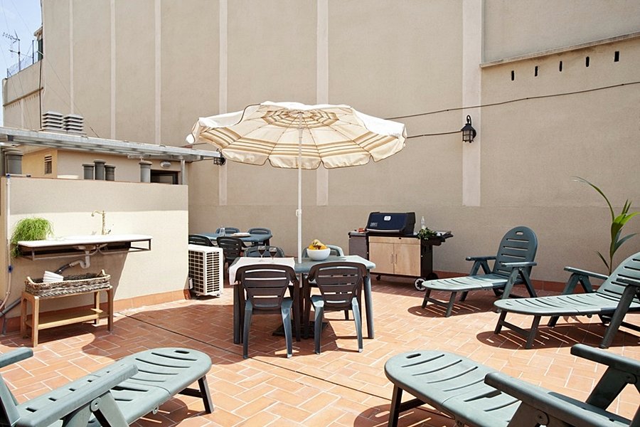 Фото AinB Las Ramblas-Guardia Apartments