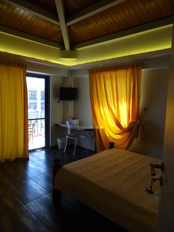 Фото Ianos Hotel