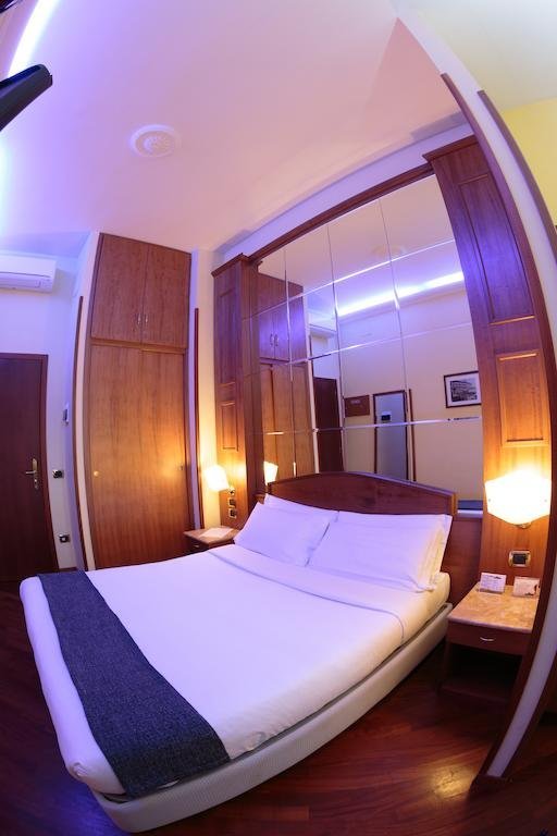 Фото 69 Manin Street Deluxe