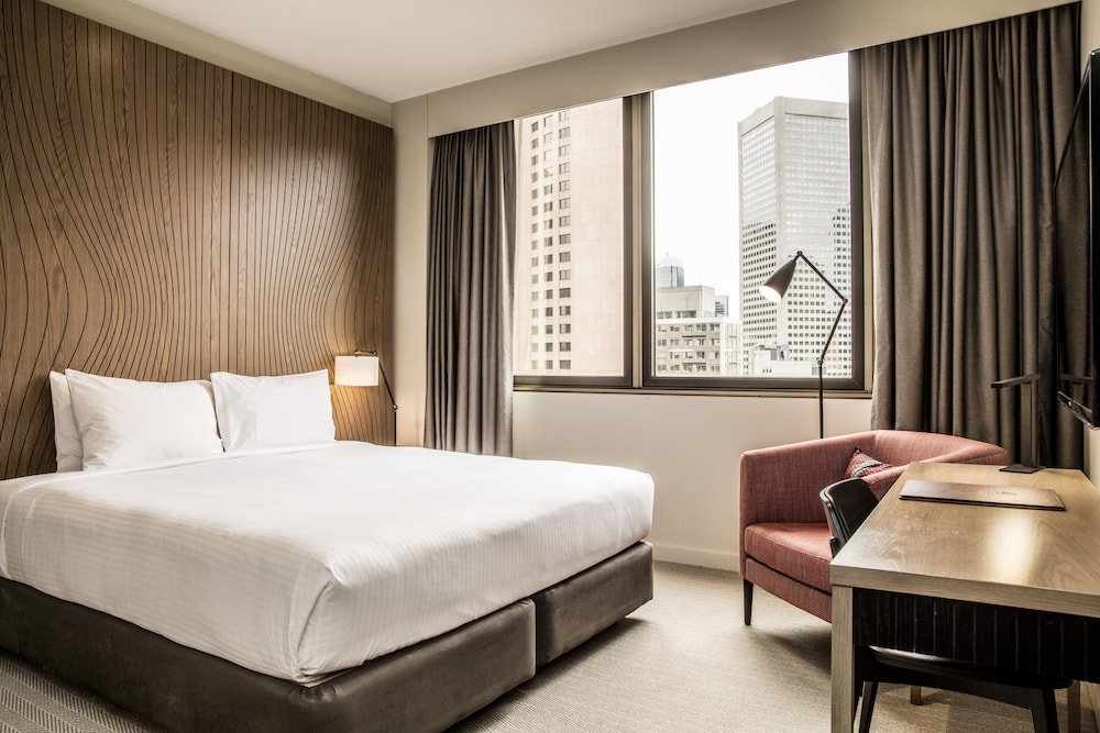 Фото DoubleTree by Hilton Hotel Melbourne - Flinders Street