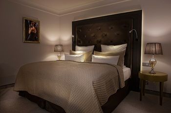 Фото Villa Plaza Boutique Hotel & SPA