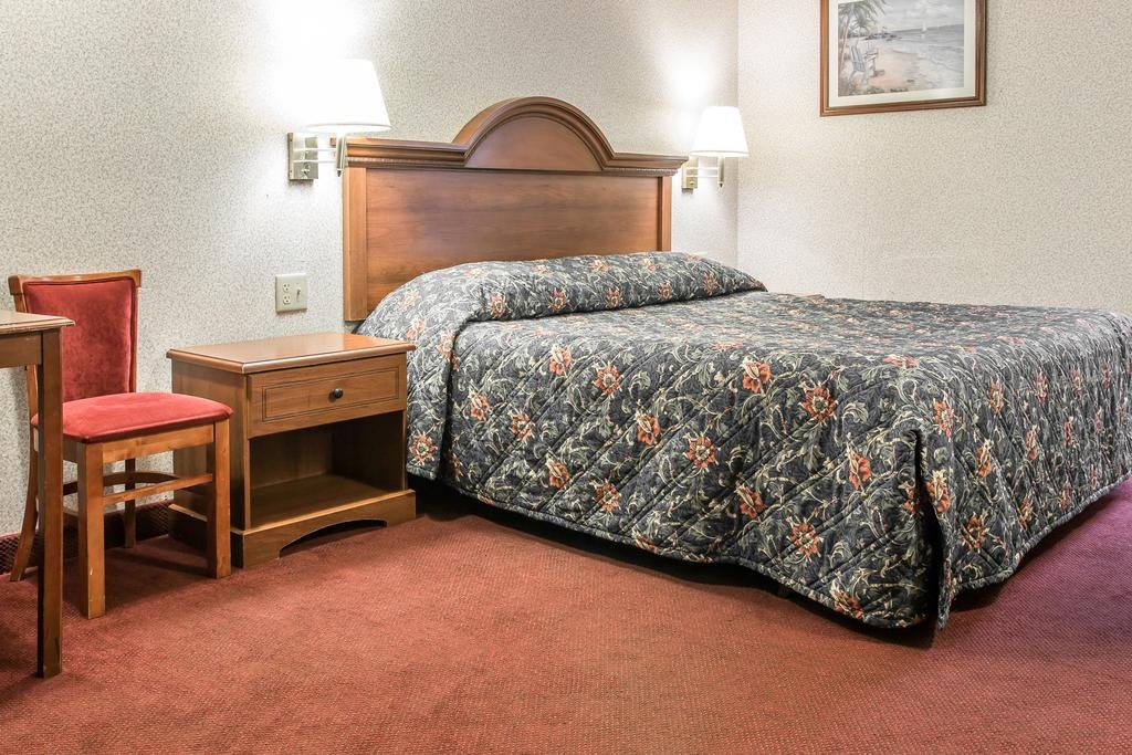 Фото Rodeway Inn