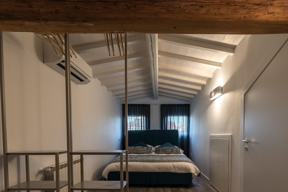 Фото La Loggia della Luna