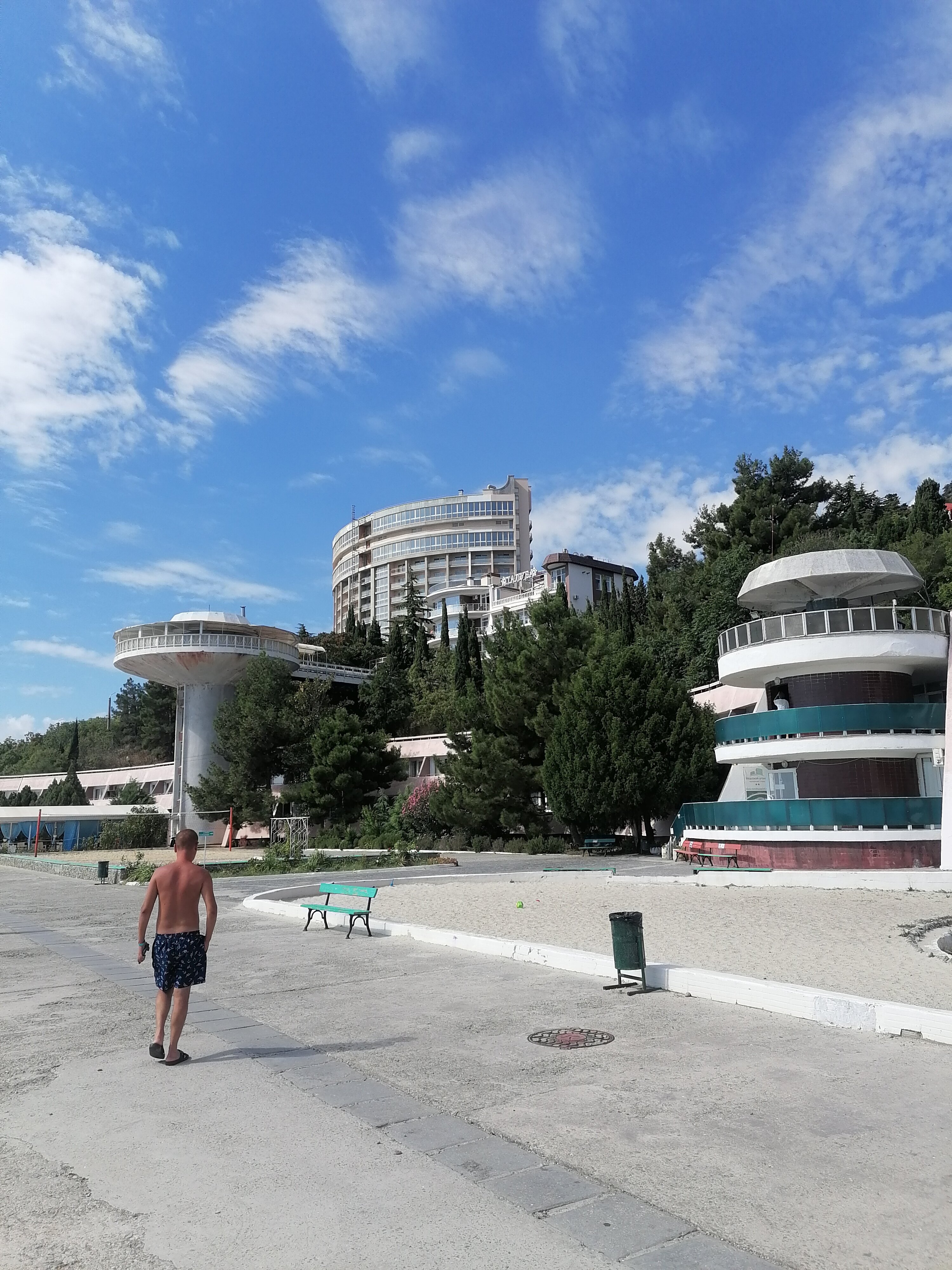 Фото отеля 2