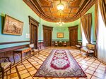 Tradicii (Sadovaya Street, 4) ، التعليم الإضافي