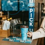 Caribou Coffee (4/1, Al Khan 2 Street, Al Khan, Al Khalidiah, Sharjah), coffee shop