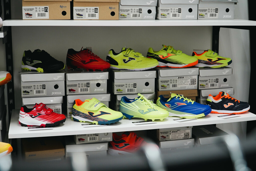 Sports store V Centre Sporta, Saint Petersburg, photo