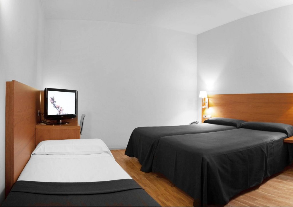 Фото Отель Onix Rambla