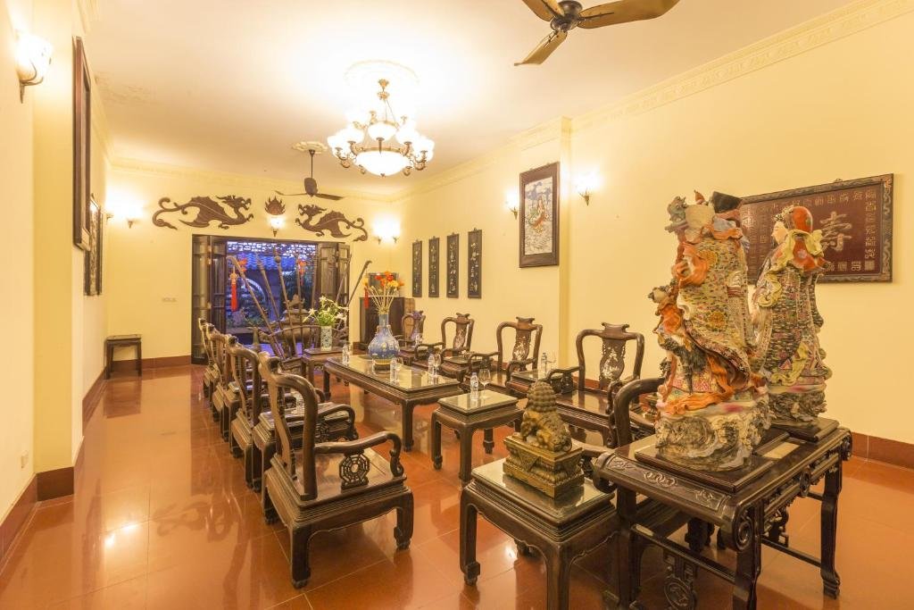 Фото Dragon Hotel