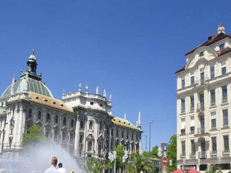 Фото отеля 1