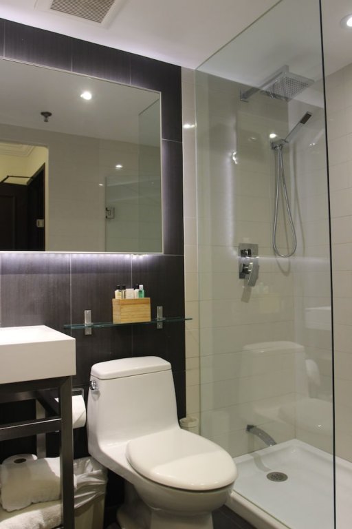 Фото The Saint James Hotel, An Ascend Hotel Collection Member