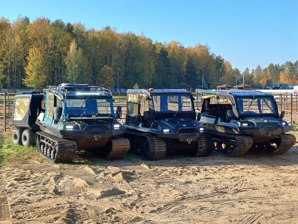 Tadbirlarni tashkil qilish Vezdekhodnyye priklyucheniya, , foto