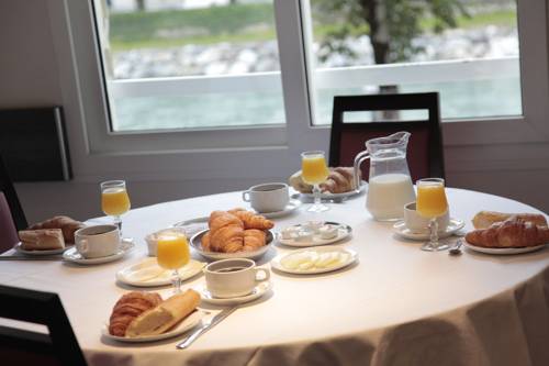 Фото Hôtel Beau Site