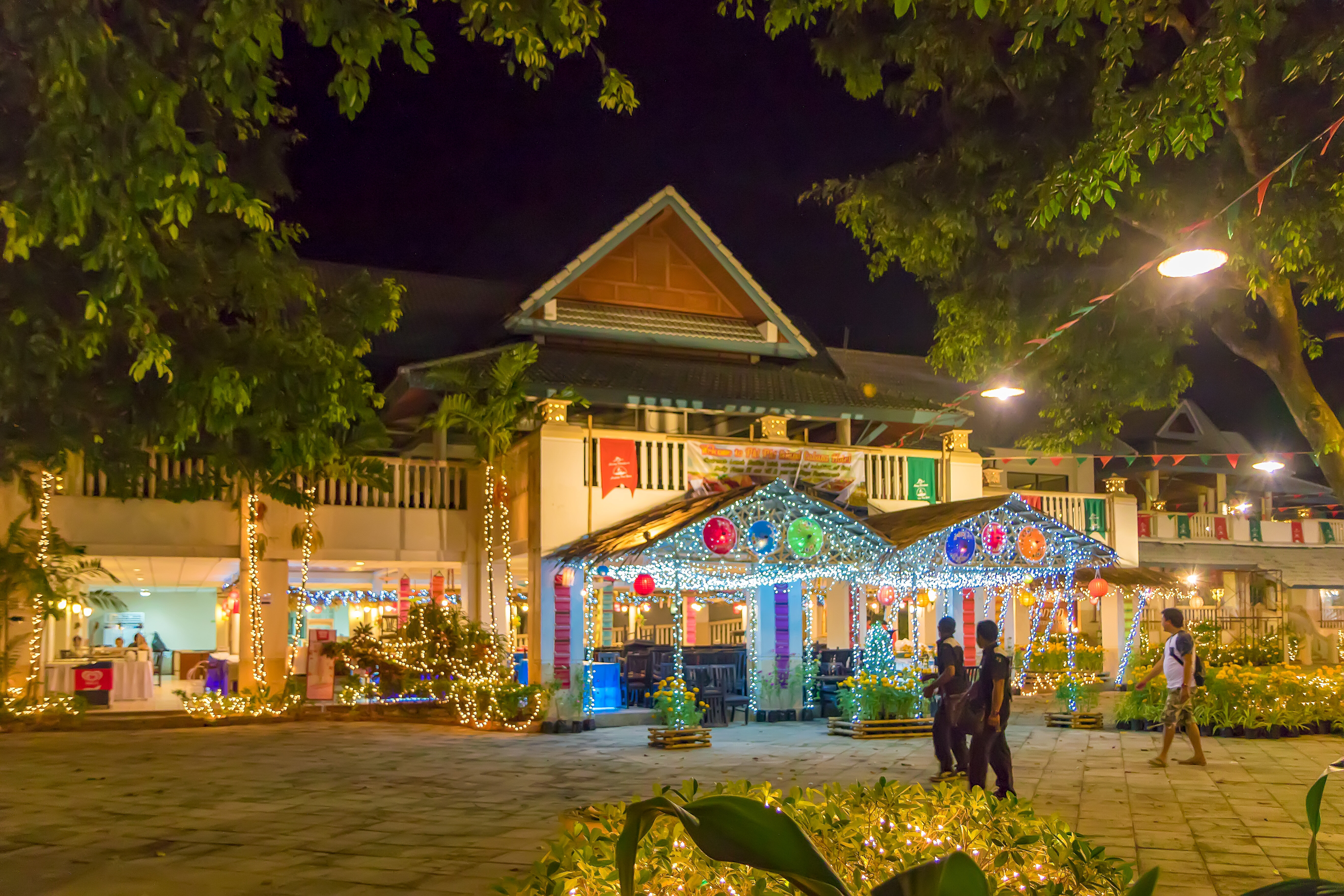 Фото отеля 2