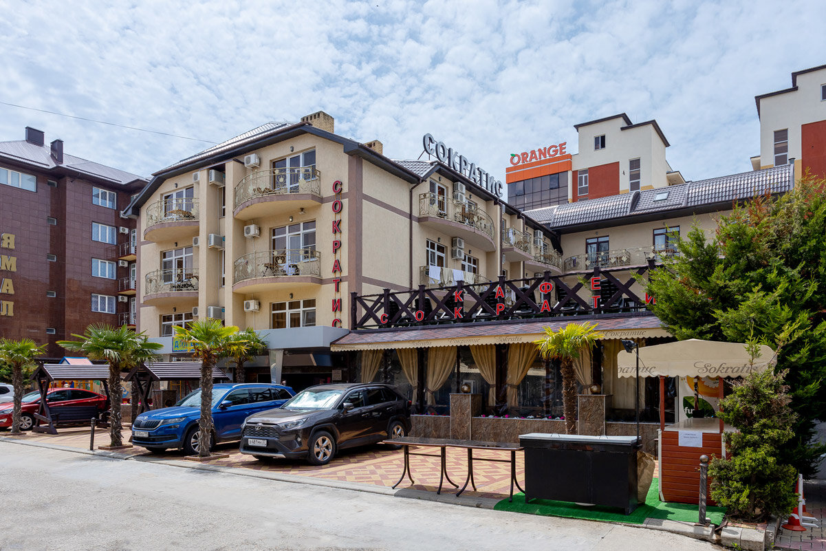 Фото отеля 1