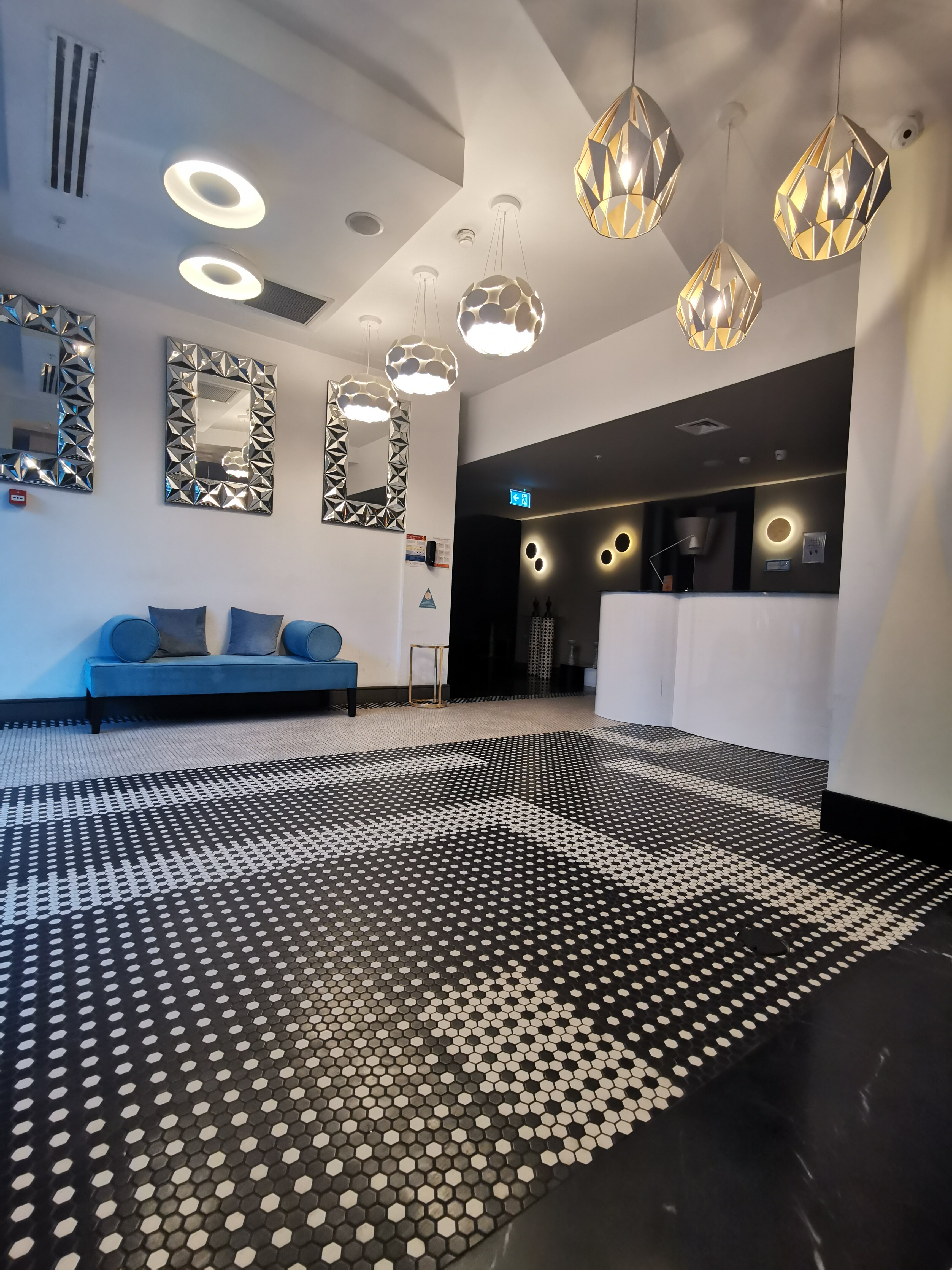 Фото отеля 2