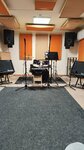 Studija zvukozapisi Djazz Project (Jeńis dańǵyly, 29), equipos de sonido e iluminación