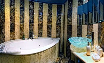 Фото Civitas Boutique Hotel