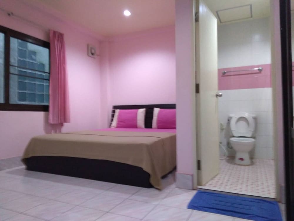 Фото Candy House