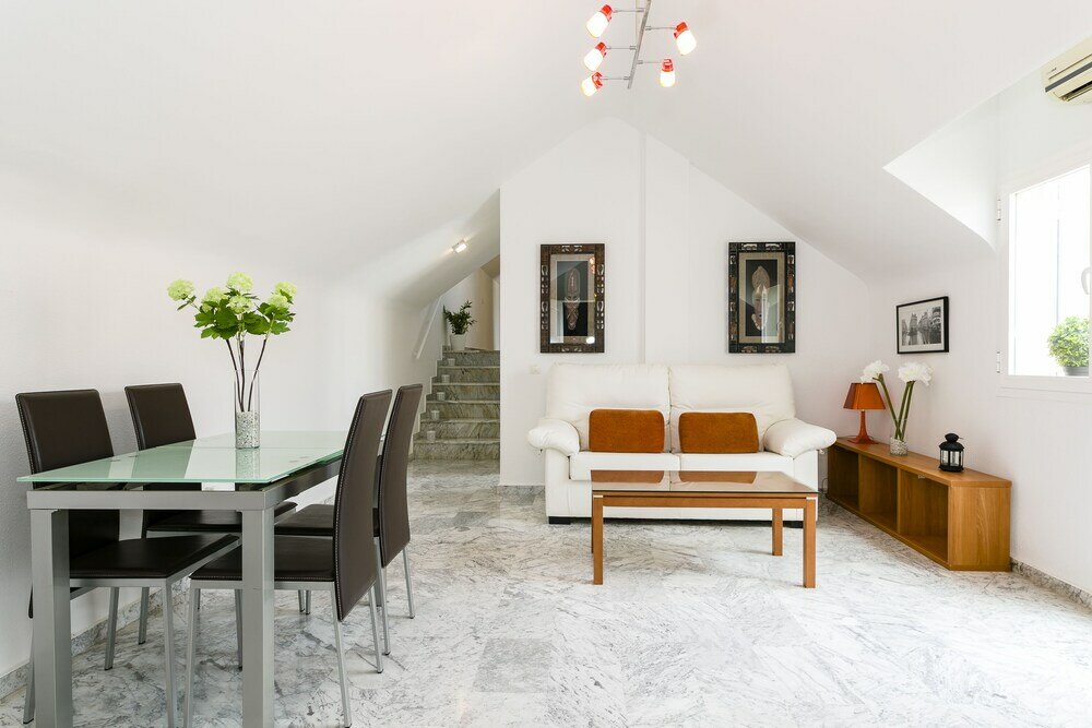 Фото Real del Tivoli Two Rooms and Parking free