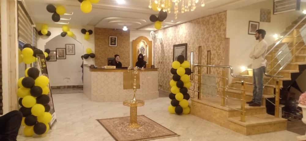 Фото Hotel S. R. Lounge