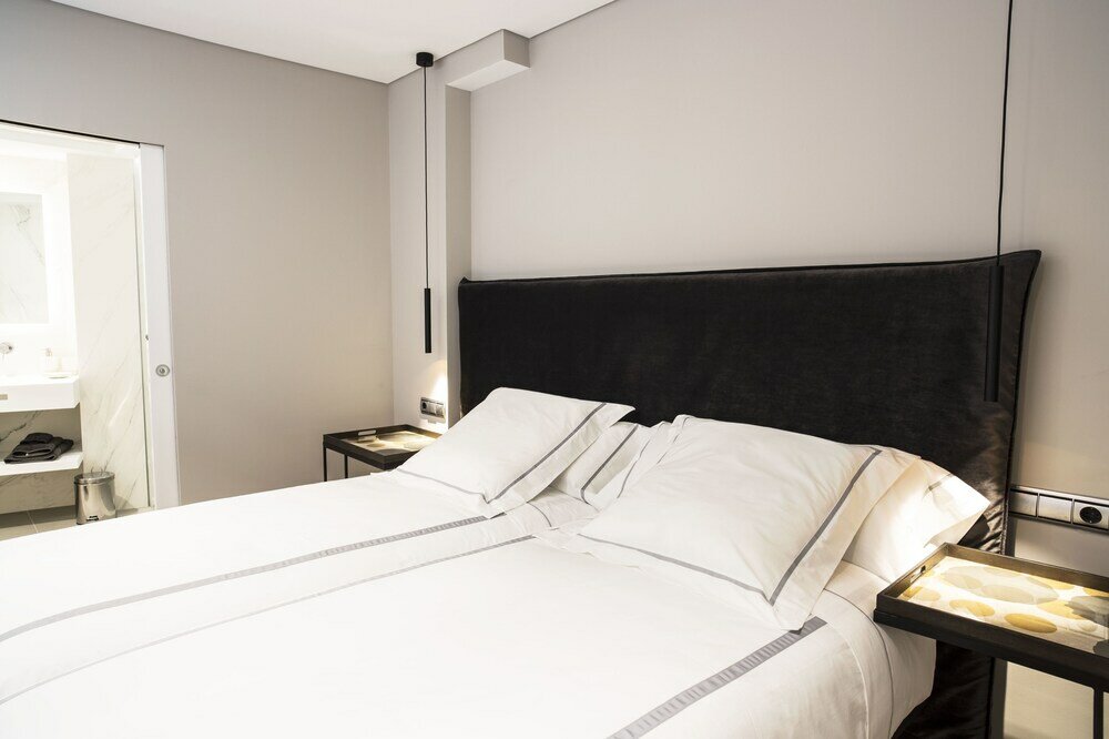 Фото Spain Select Santa Ana Apartments