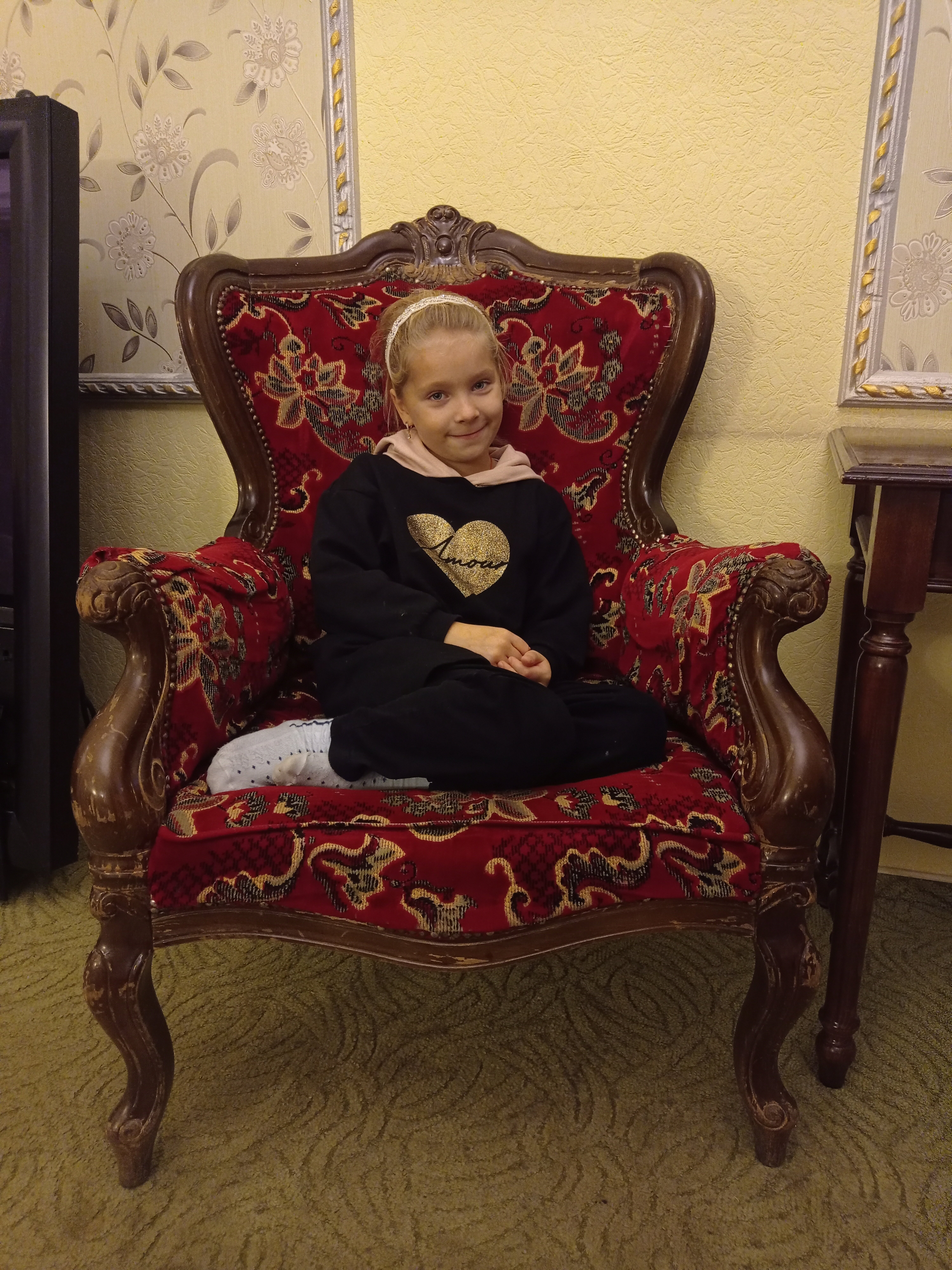 Фото Ист Вест