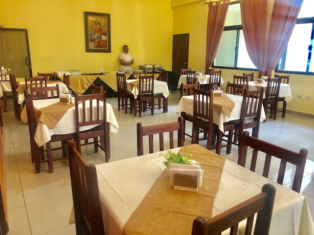 Фото Hotel Plaza Maria