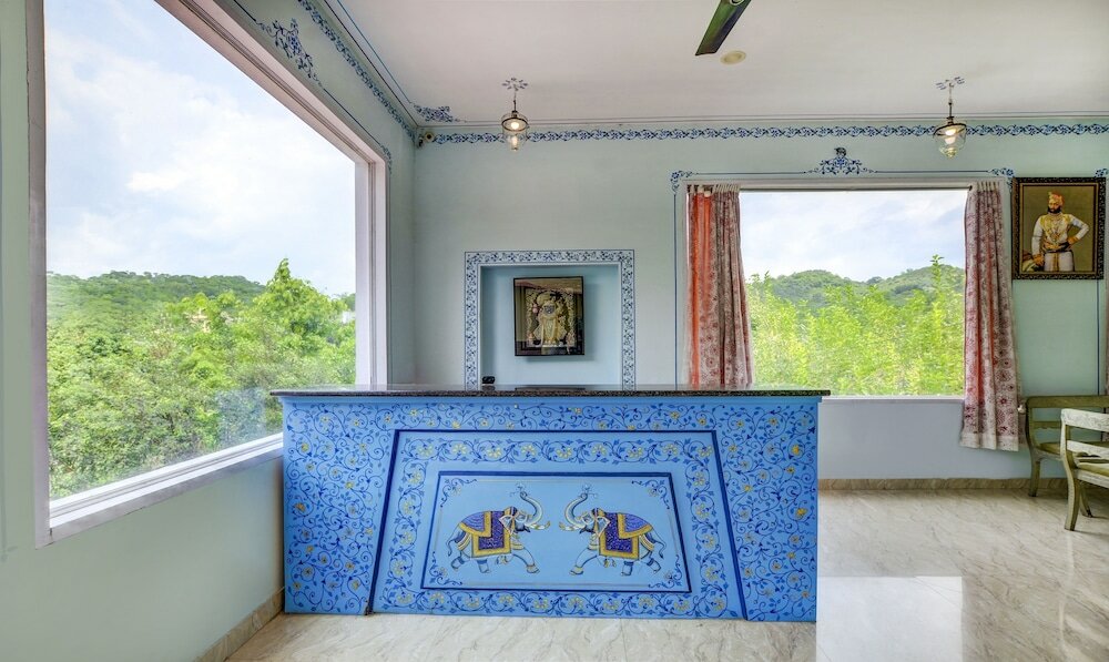 Фото Treebo Trend Hotel Kumbhal Castle With Valley View