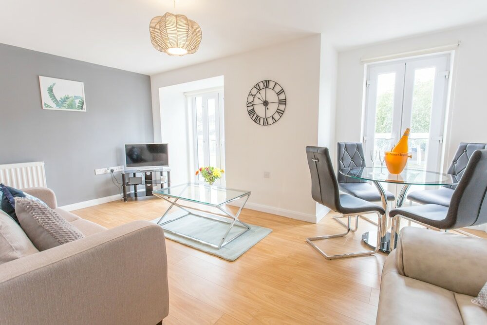 Фото The Rana Apartments