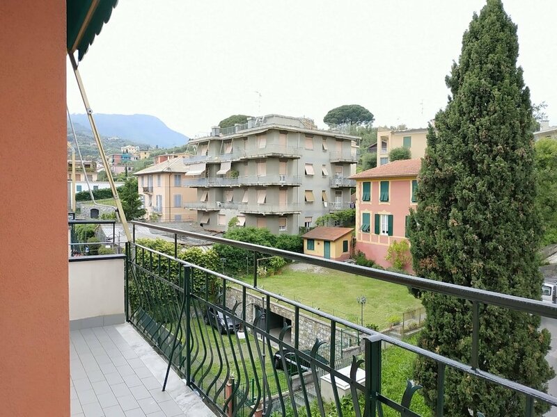Гостиница Holiday Apartment in Santa Margherita в Санта-Маргерита-Лигуре