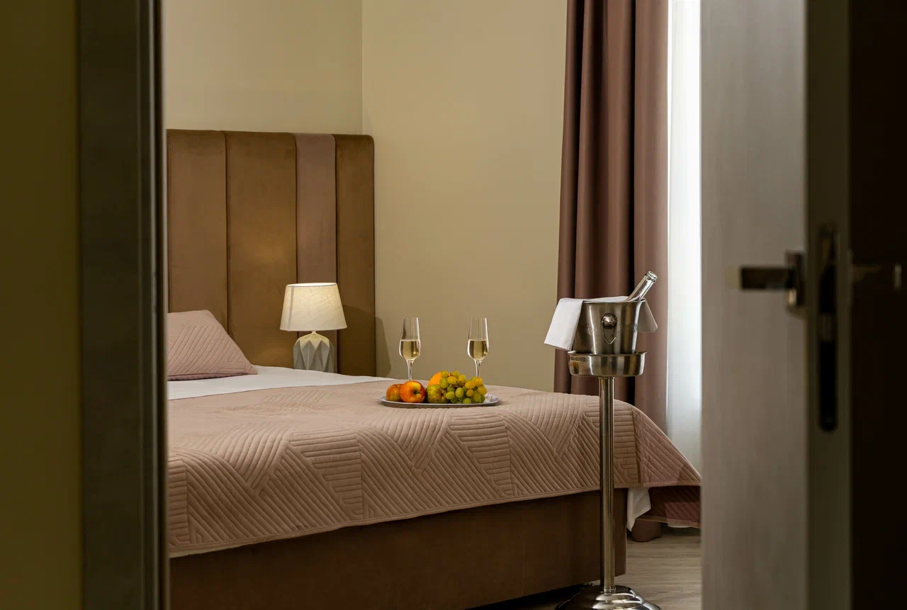 Фото отеля 2