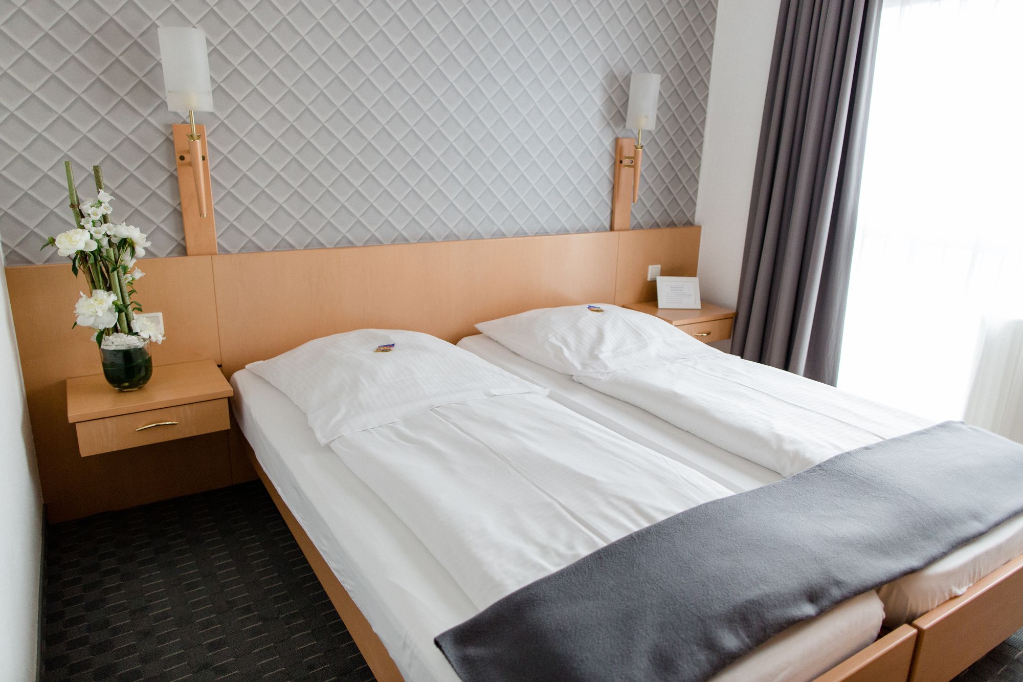 Фото Hotel Bonn City