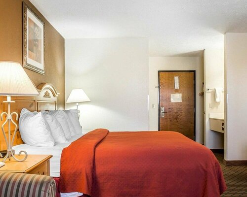 Гостиница Quality Inn в Элирии