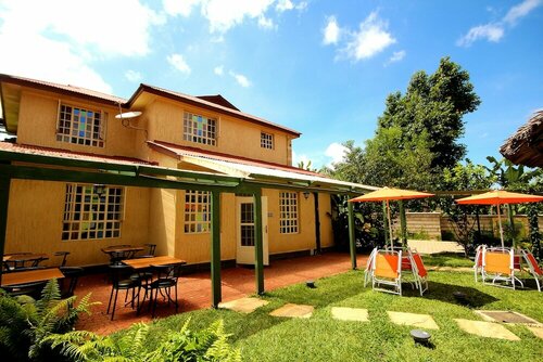 Гостиница Crest Safari Lodge в Аруше