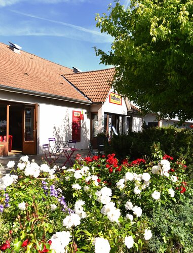 Внешний вид отеля Hotel Initial by Balladins La Roche-sur-Yon в Ле Рош-сюр-Йоне, фото 3