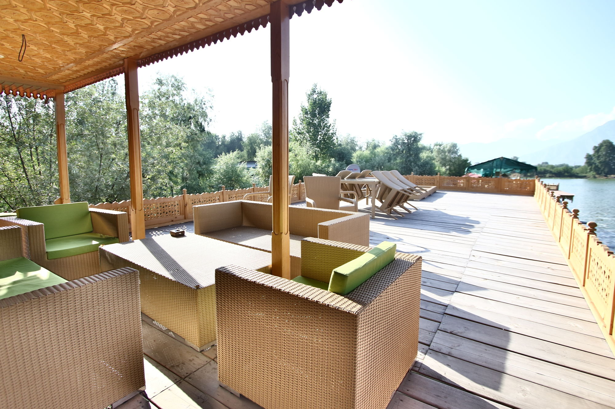 Фото Mascot Houseboats