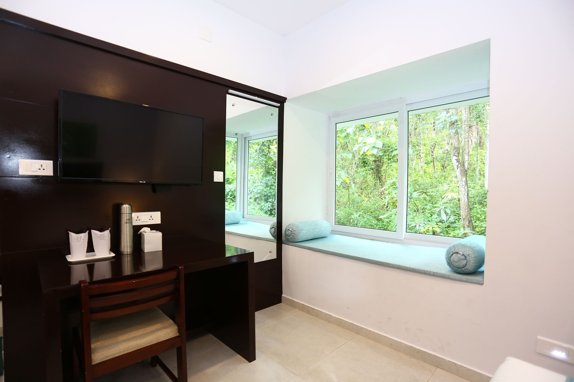 Фото Crayons Guest House