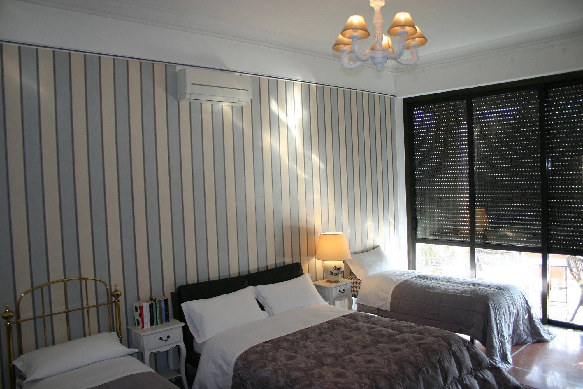 Фото B&b Bonne Nuit Rome