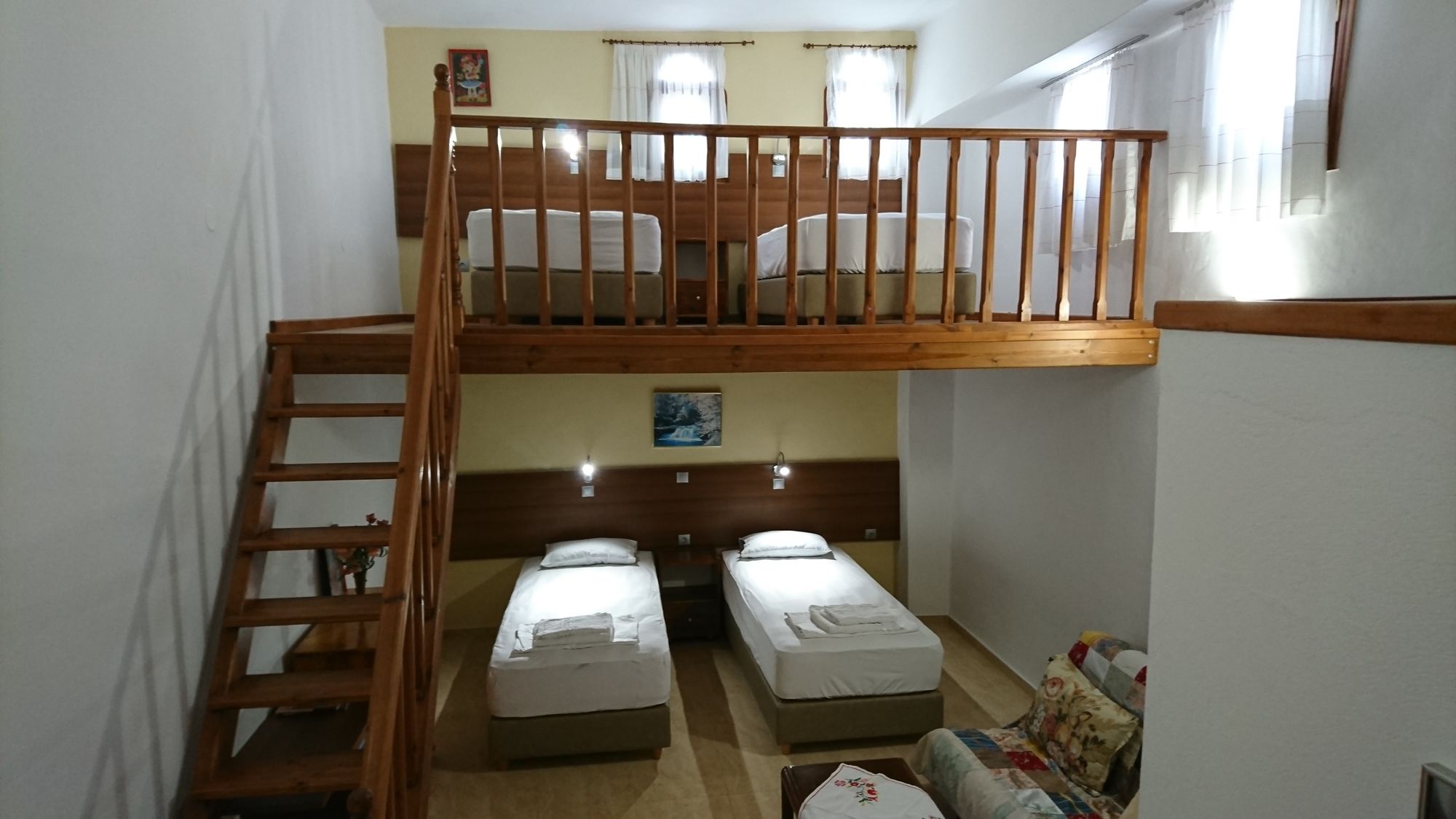 Фото Eleni Rooms