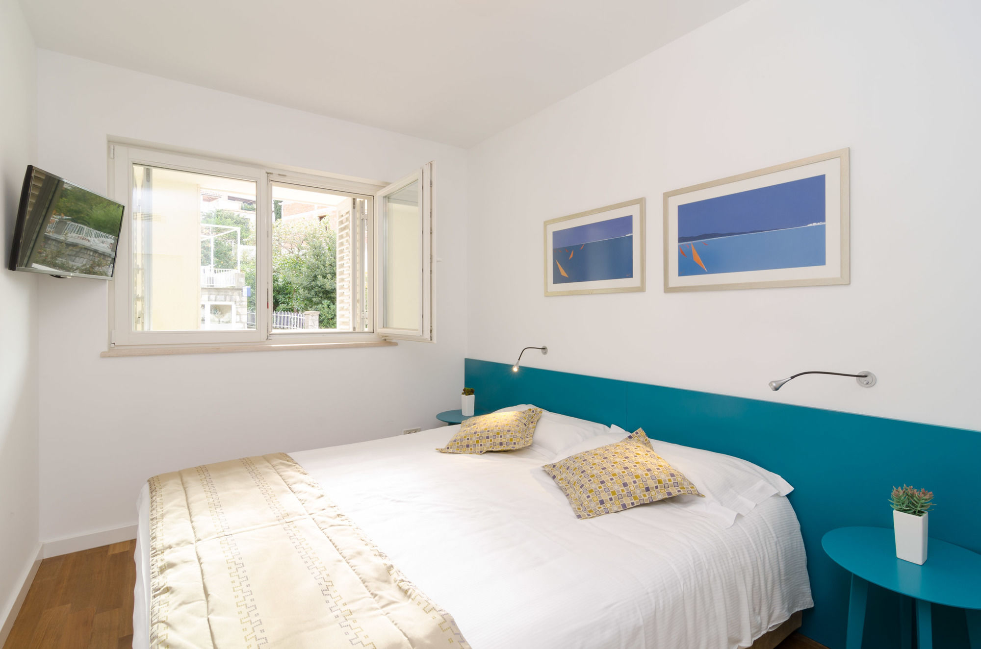 Фото Antonio Luxury Beach Suites